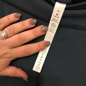Lululemon lab bounce leggings size 10